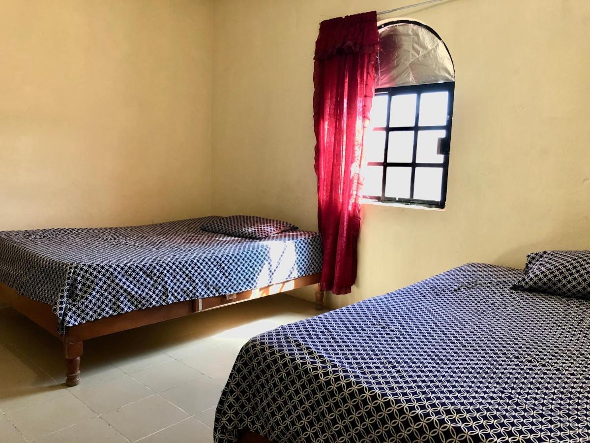 Oyo Hotel Cuatro Reales Galeana 外观 照片
