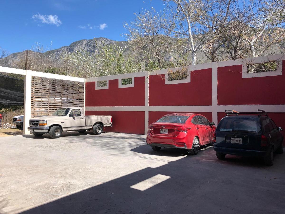Oyo Hotel Cuatro Reales Galeana 外观 照片