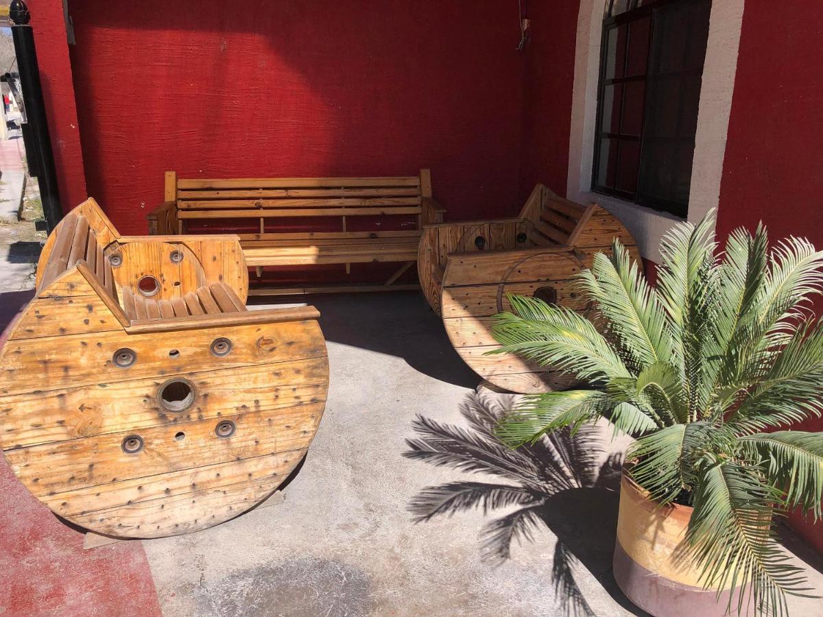 Oyo Hotel Cuatro Reales Galeana 外观 照片